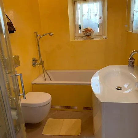 Apartman Ferienhaus, Rustico Auf Burg Locarno