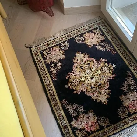 Apartman Ferienhaus, Rustico Auf Burg