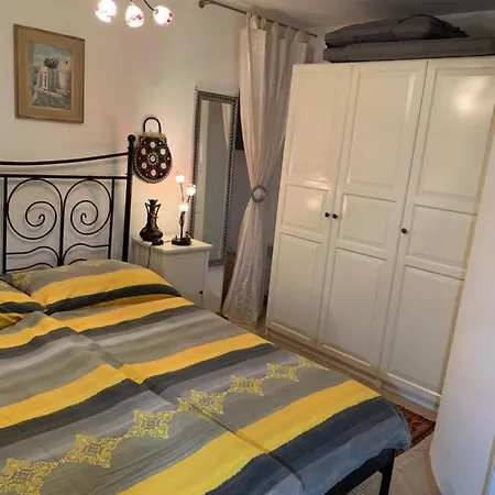 Apartman Ferienhaus, Rustico Auf Burg Locarno